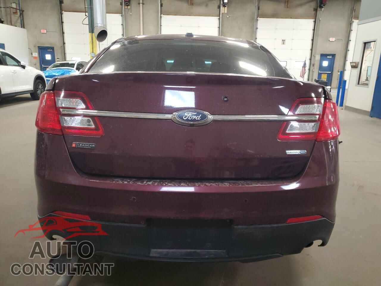 FORD TAURUS 2017 - 1FAHP2MK3HG120194