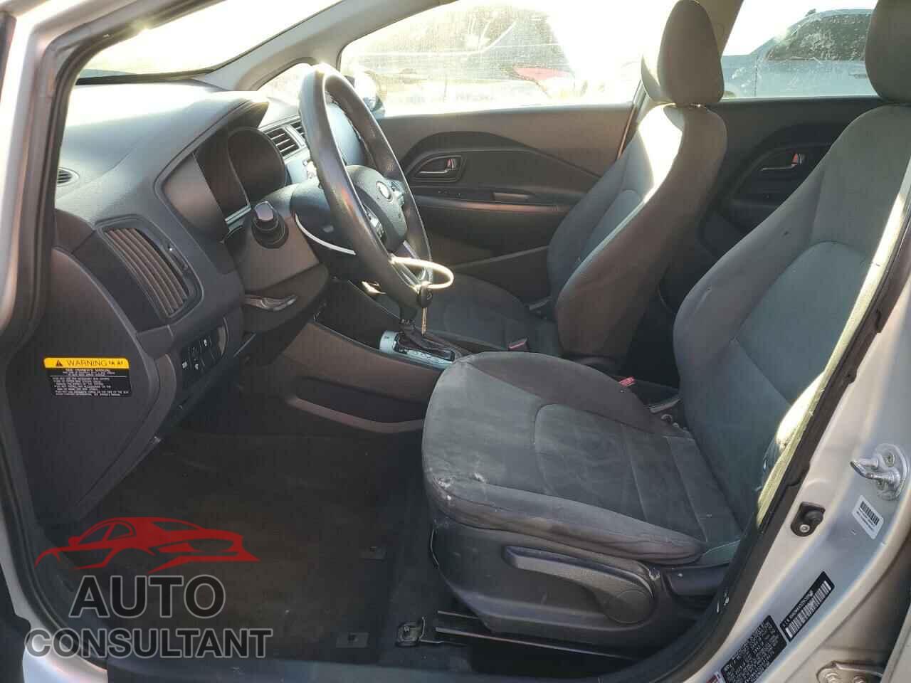 KIA RIO 2013 - KNADM4A32D6318675