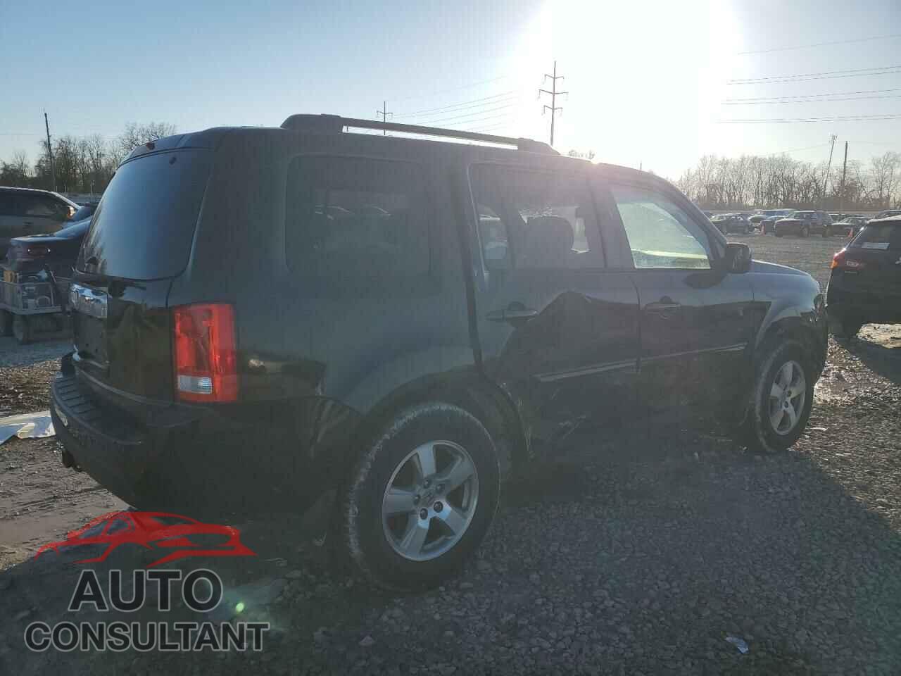 HONDA PILOT 2011 - 5FNYF4H58BB104233