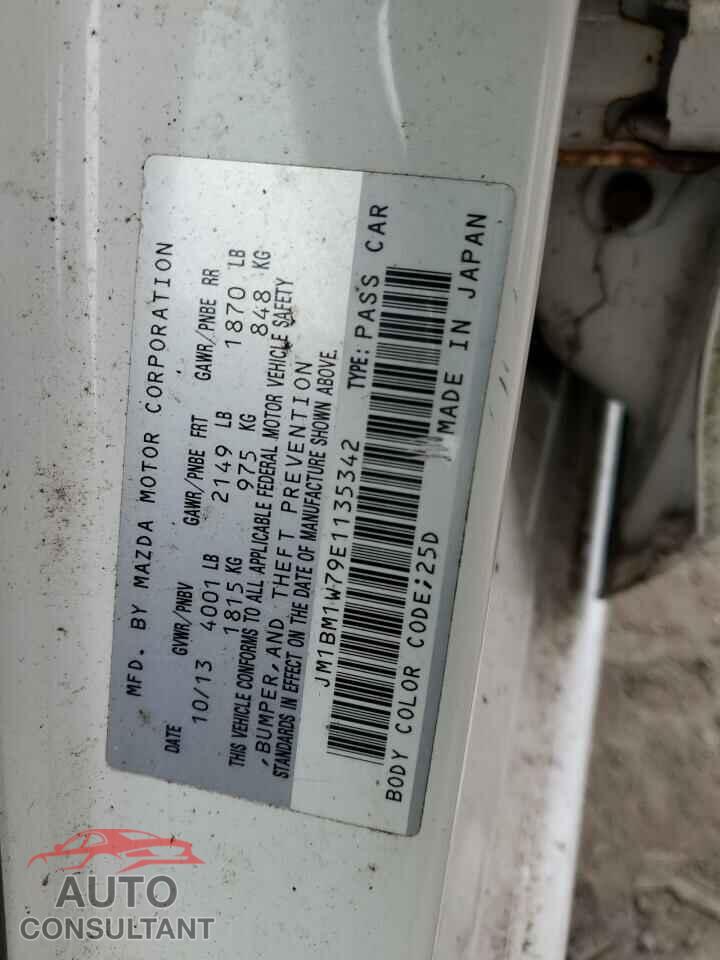 MAZDA 3 2014 - JM1BM1W79E1135342
