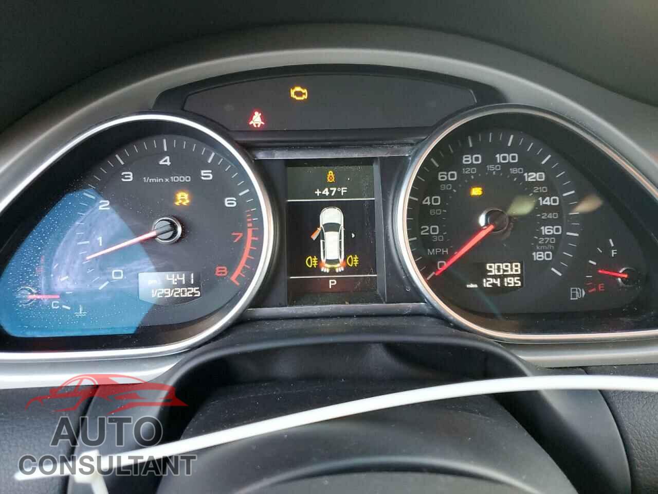 AUDI Q7 2015 - WA1LGAFE8FD015360