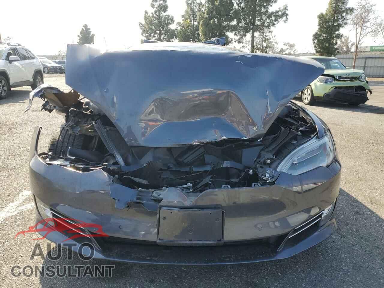 TESLA MODEL S 2021 - 5YJSA1E26MF427194