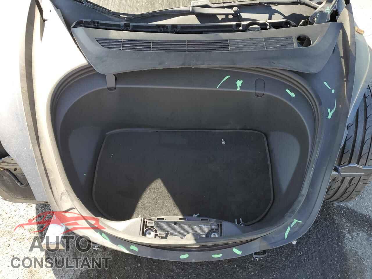 TESLA MODEL 3 2018 - 5YJ3E1EB5JF145343