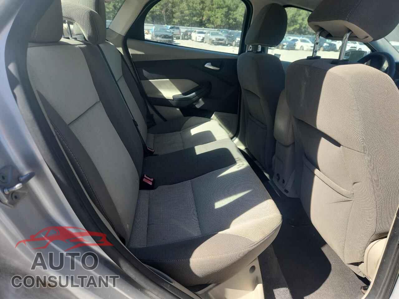 FORD FOCUS 2013 - 1FADP3F20DL111830