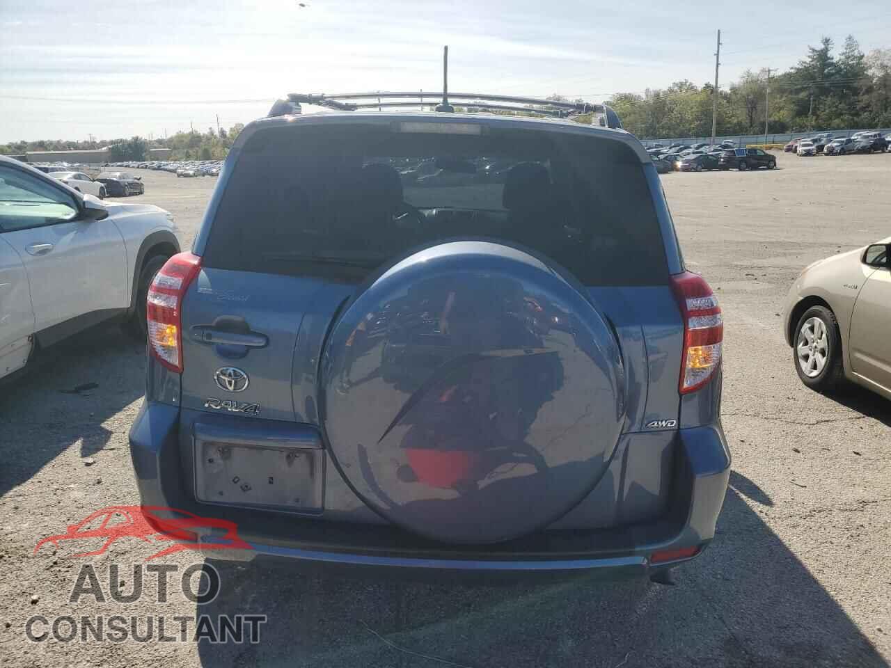 TOYOTA RAV4 2011 - 2T3DF4DV7BW150294