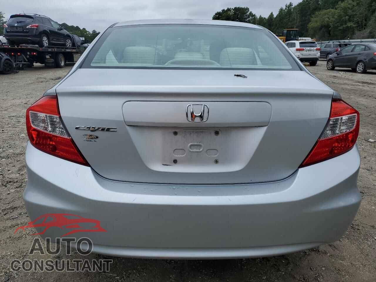 HONDA CIVIC 2012 - 2HGFB2F50CH565532