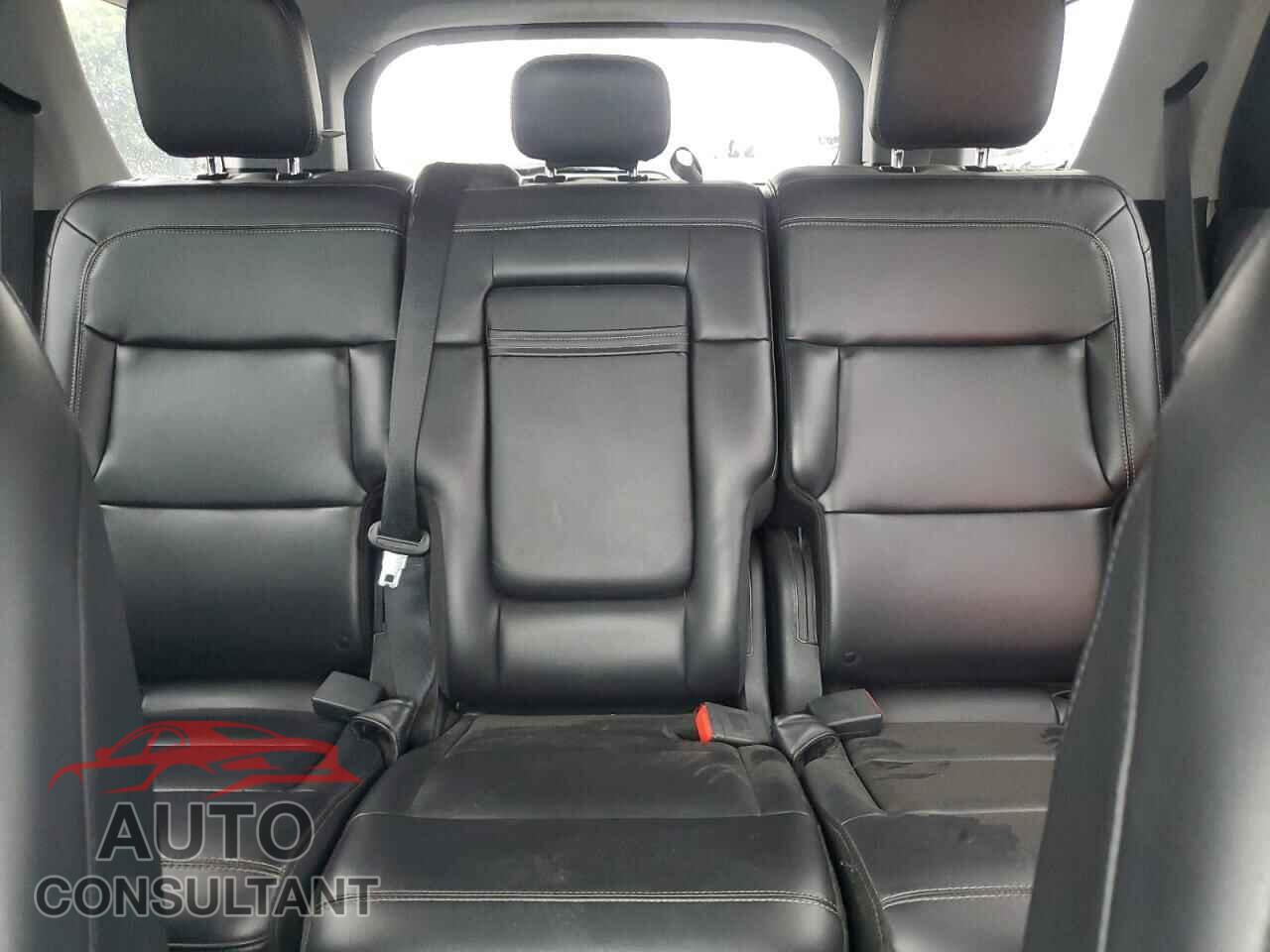 FORD EXPLORER 2023 - 1FMSK7DHXPGB74148