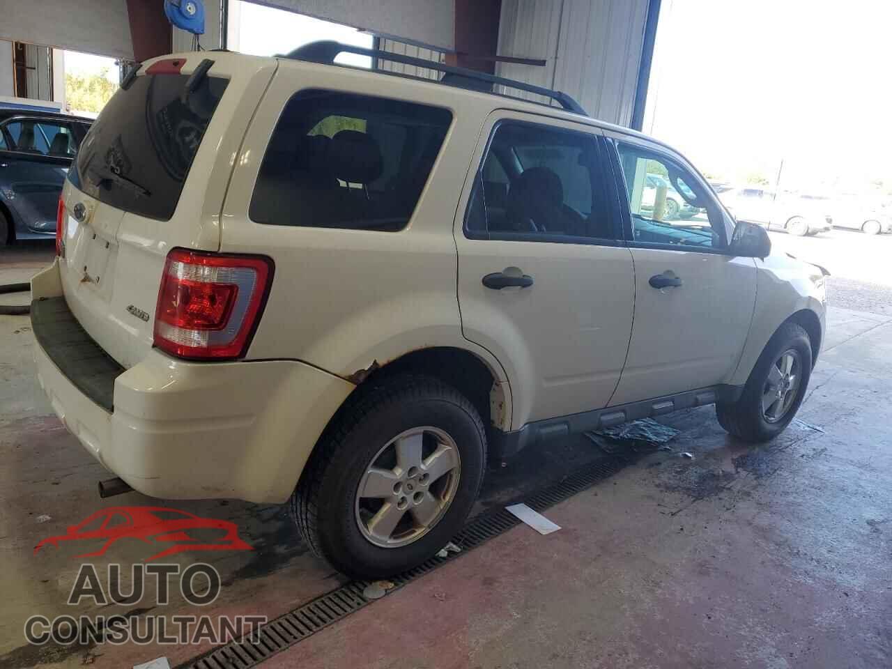 FORD ESCAPE 2009 - 1FMCU93719KD05910