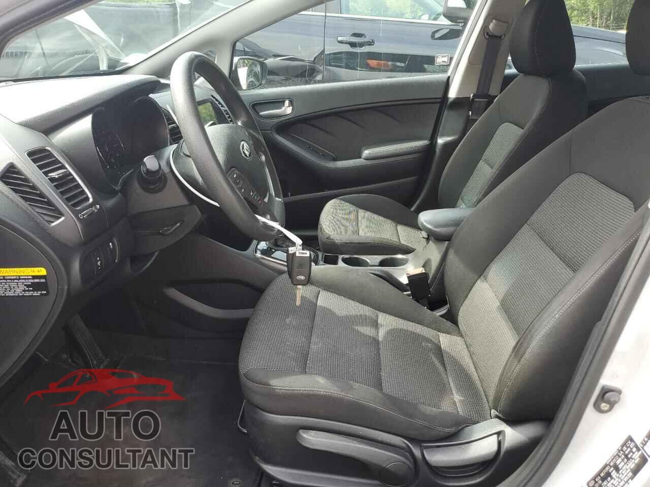 KIA FORTE 2017 - 3KPFK4A78HE101359