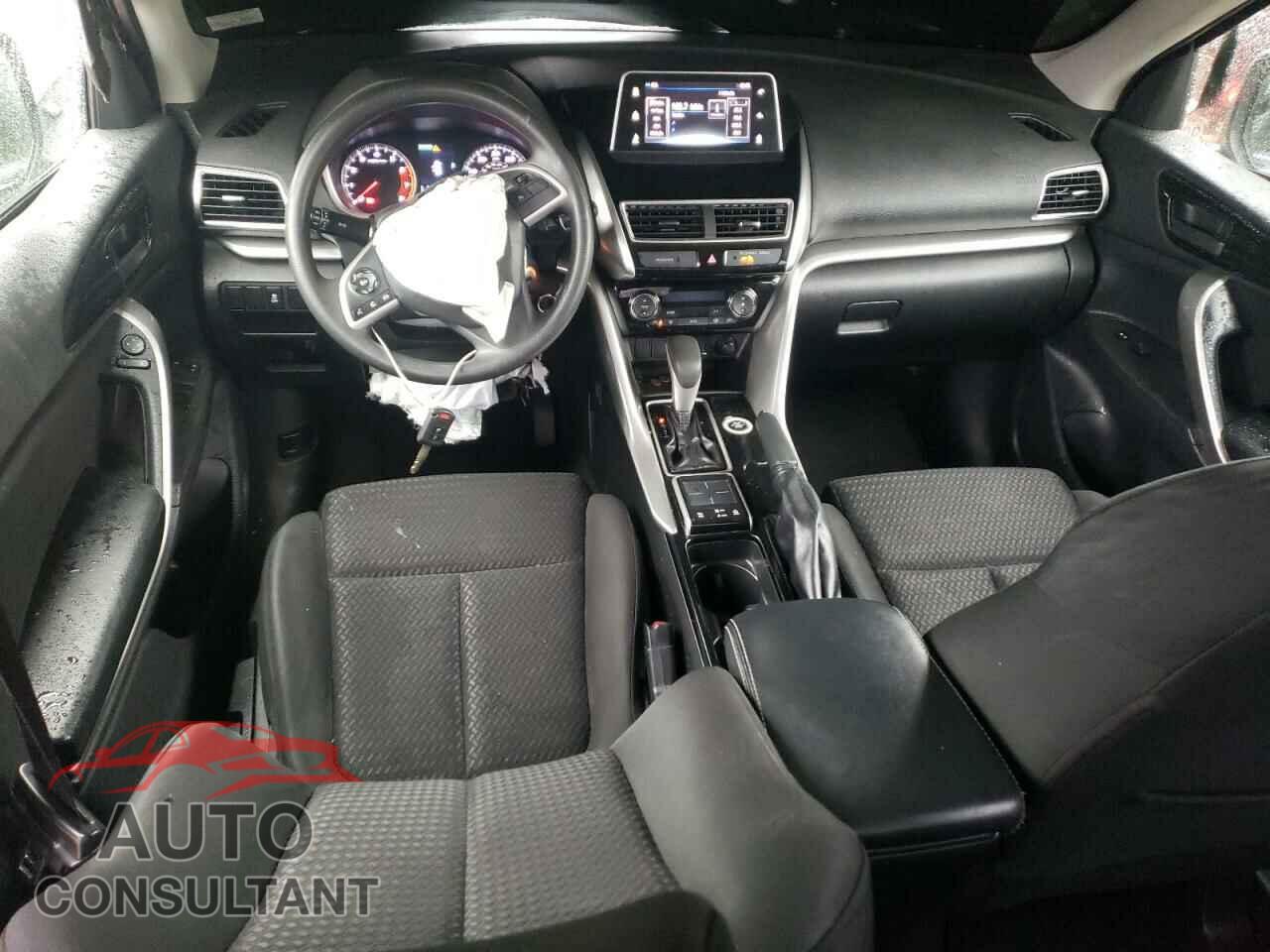 MITSUBISHI ECLIPSE 2018 - JA4AT4AA7JZ056129
