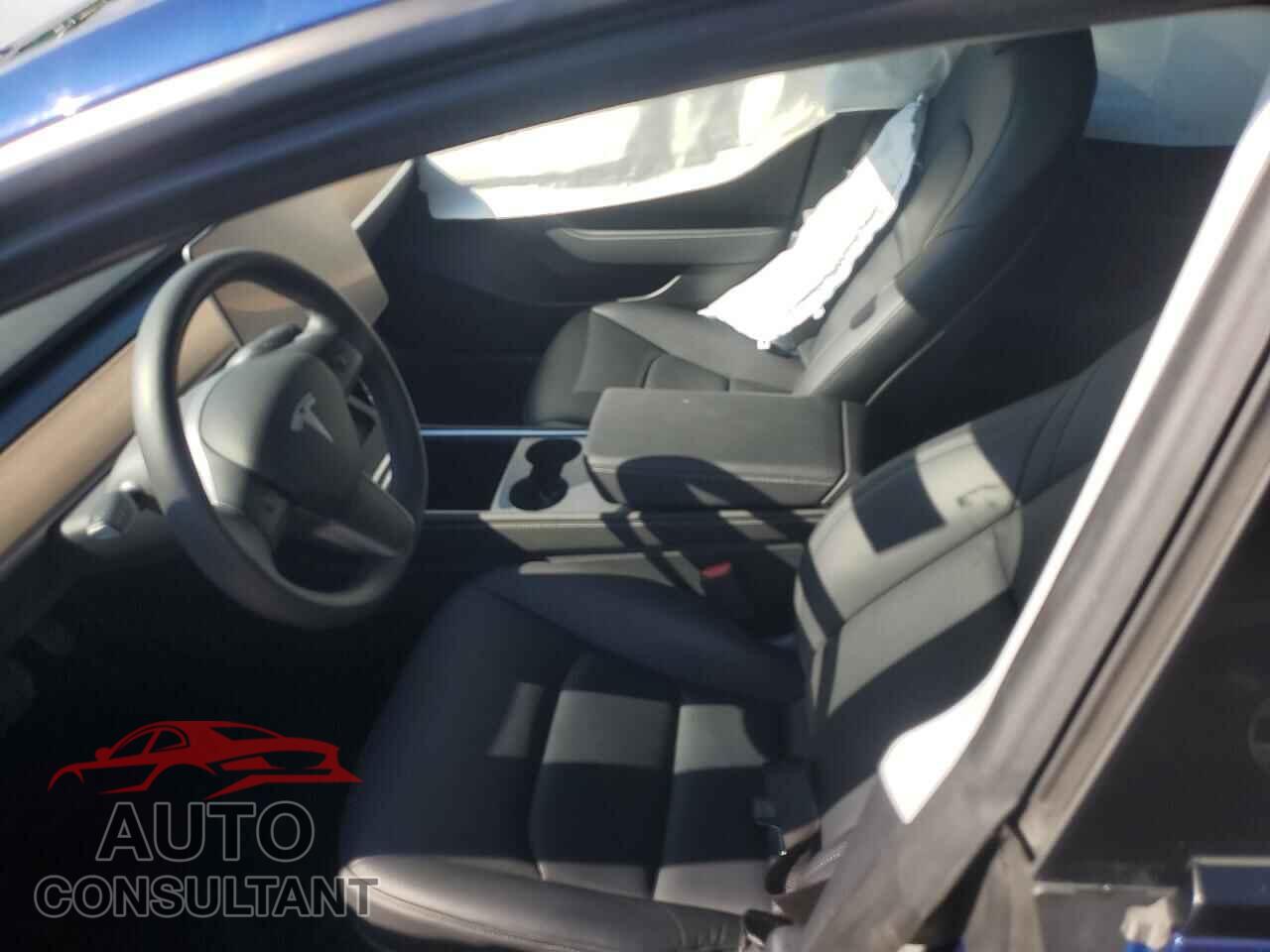 TESLA MODEL 3 2023 - 5YJ3E1EA3PF420451