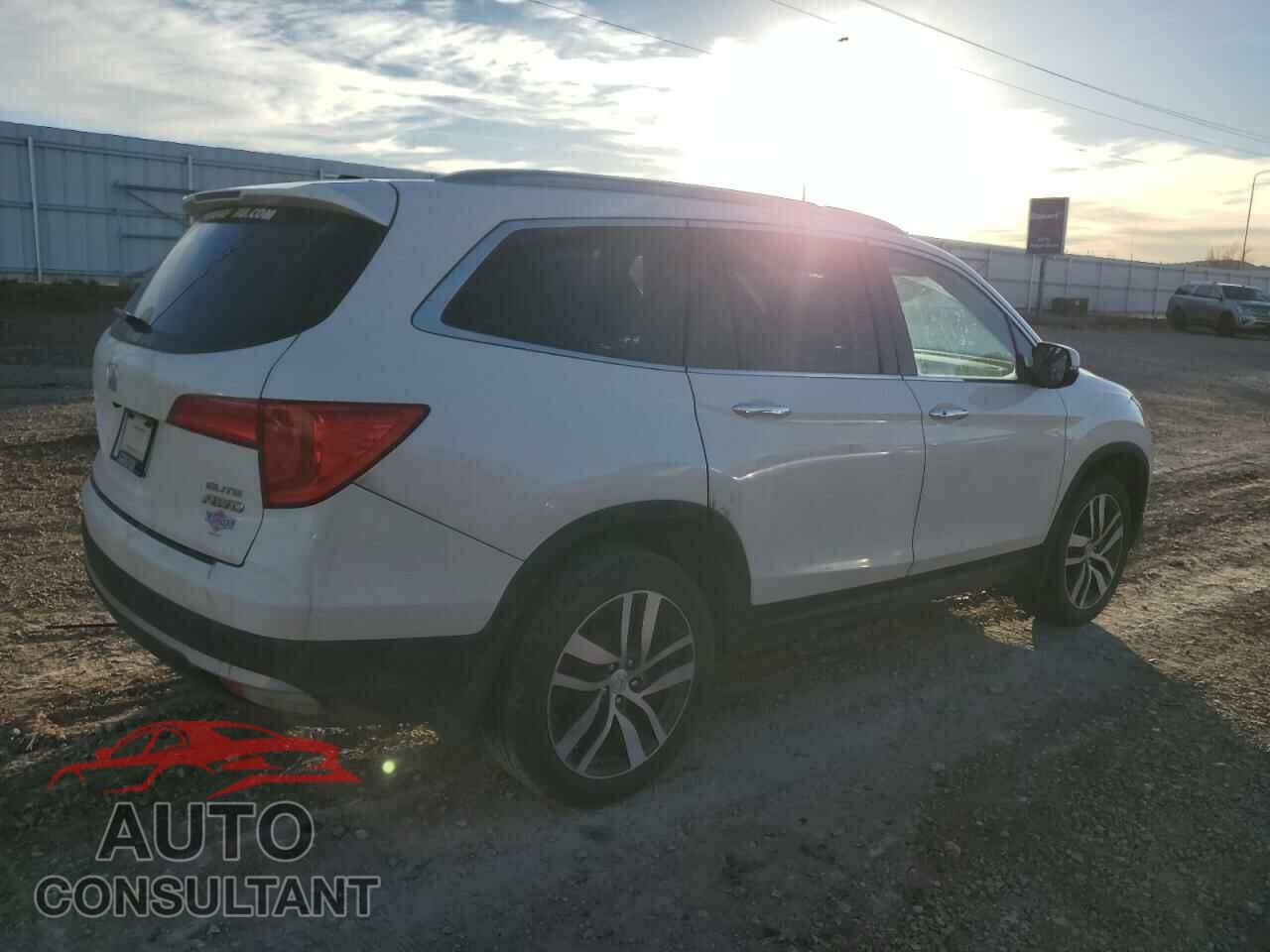 HONDA PILOT 2017 - 5FNYF6H05HB098917