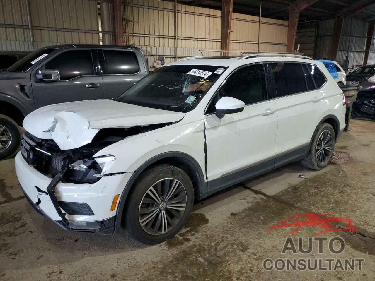 VOLKSWAGEN TIGUAN 2018 - 3VV3B7AX0JM176428