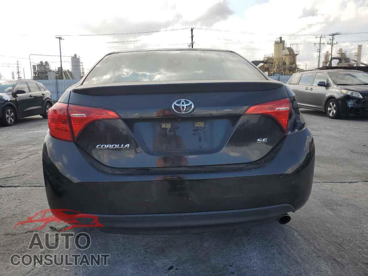 TOYOTA COROLLA 2017 - 5YFBURHE7HP580110