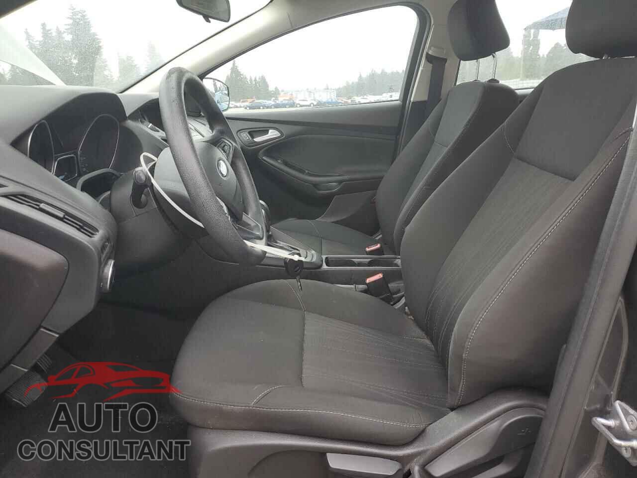FORD FOCUS 2016 - 1FADP3F20GL363663