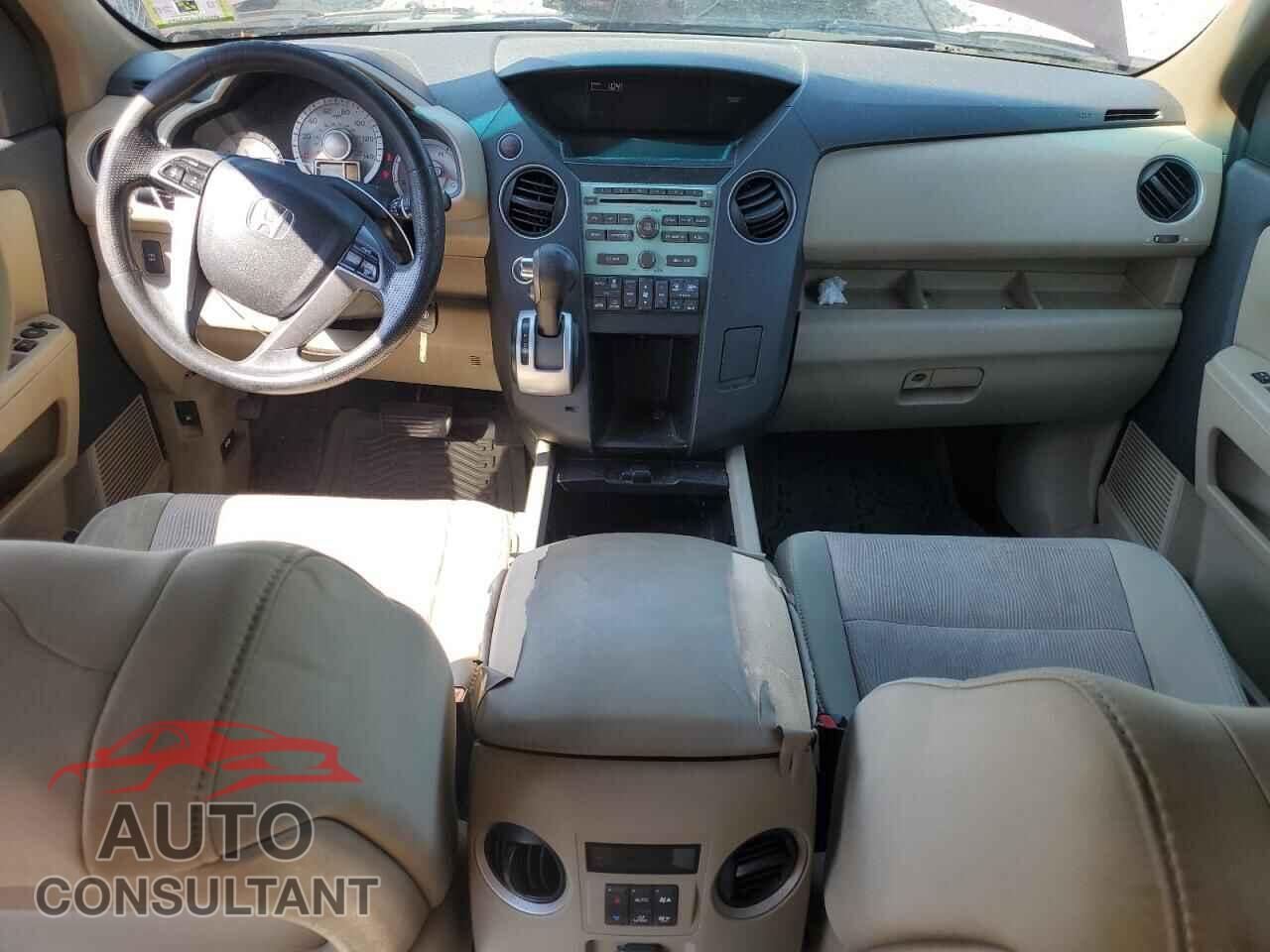 HONDA PILOT 2011 - 5FNYF4H47BB064864