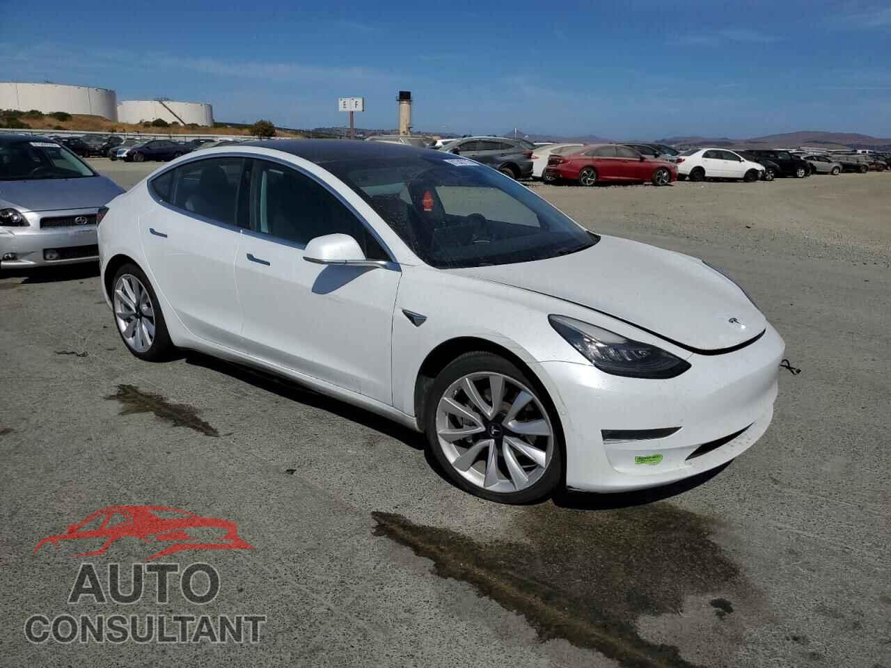 TESLA MODEL 3 2018 - 5YJ3E1EA3JF050383