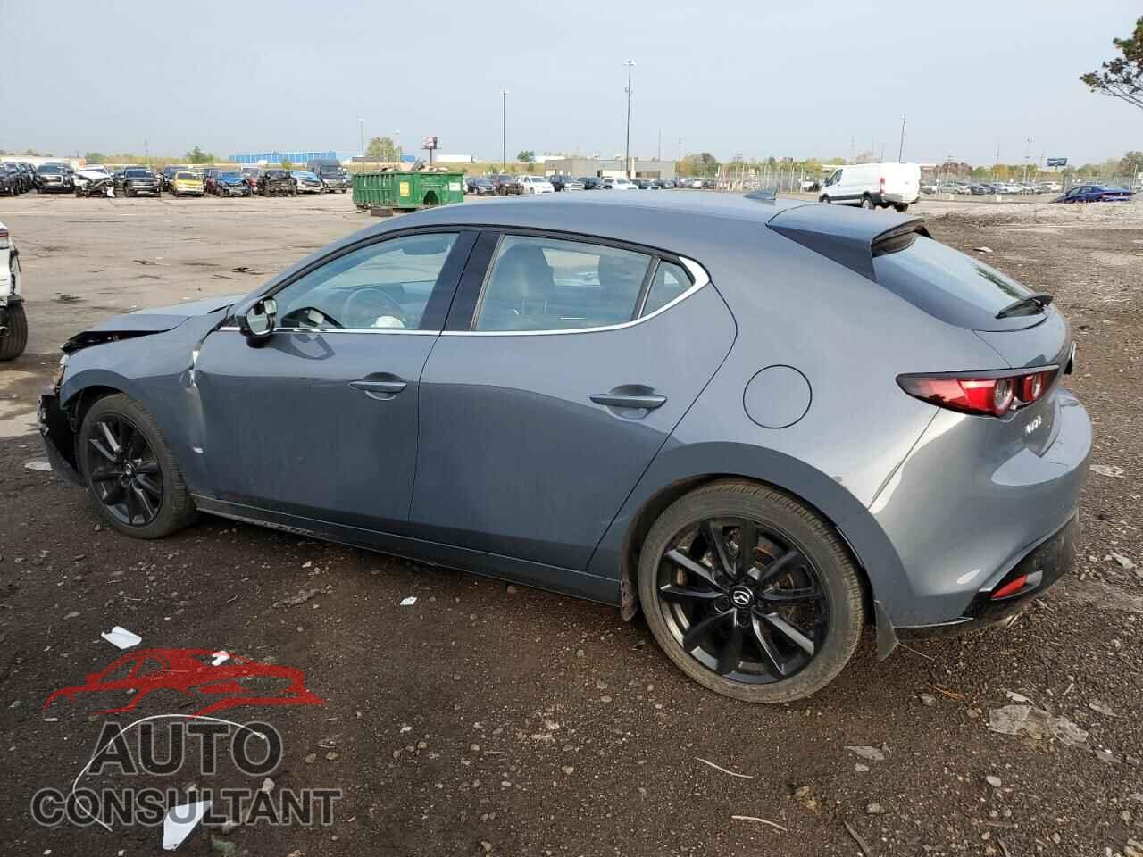 MAZDA 3 2021 - JM1BPAML7M1334170
