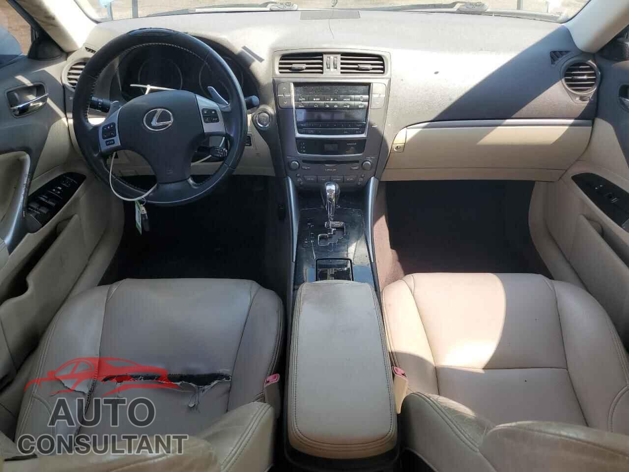 LEXUS IS 2011 - JTHBF5C21B5134909