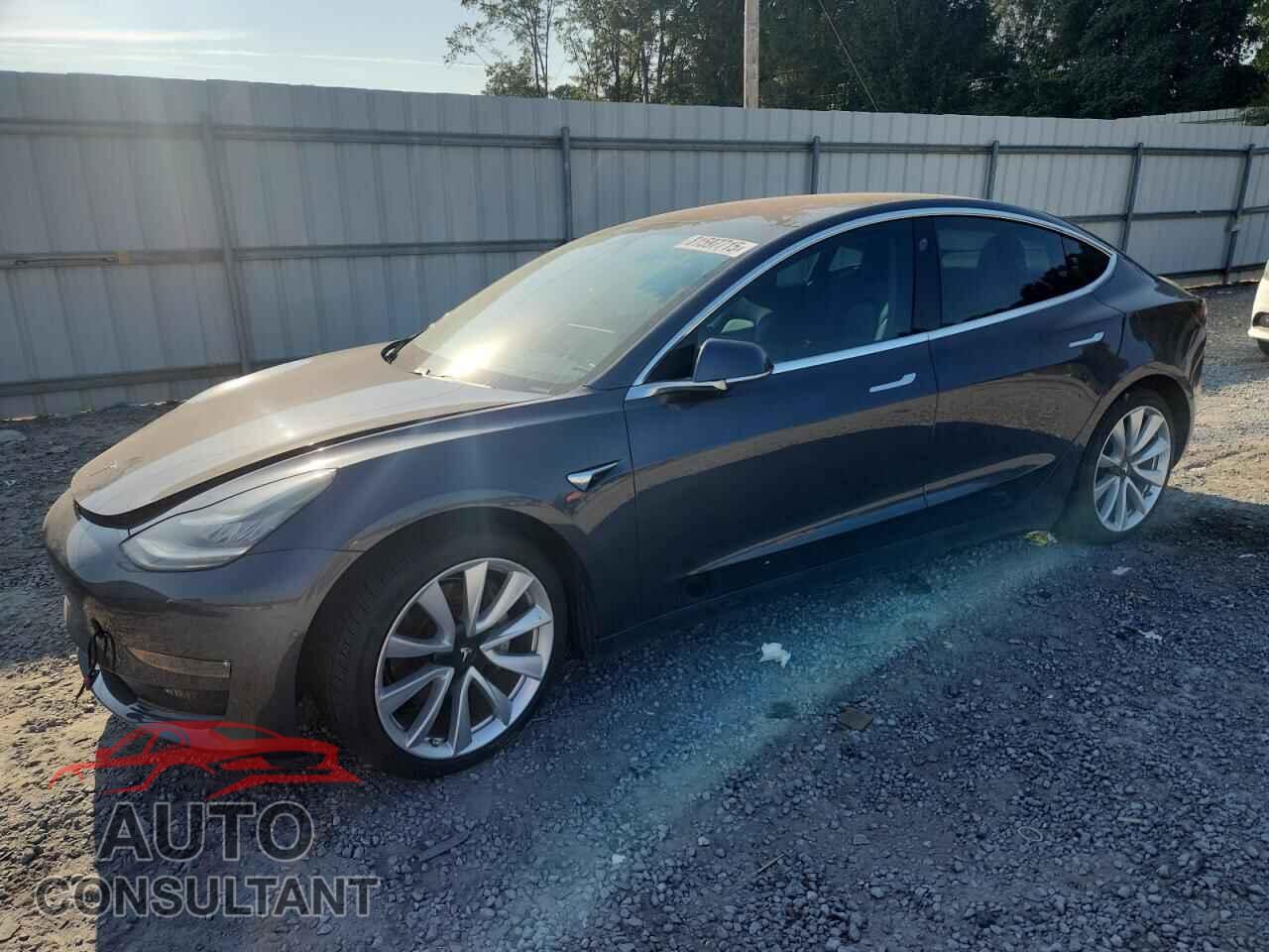TESLA MODEL 3 2018 - 5YJ3E1EB0JF132564