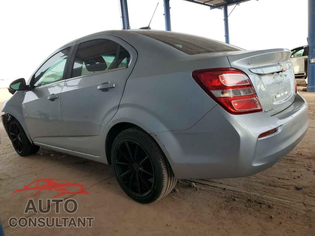 CHEVROLET SONIC 2017 - 1G1JD5SH8H4133756