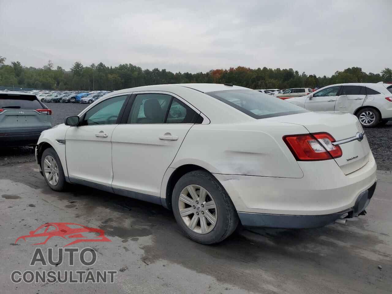 FORD TAURUS 2010 - 1FAHP2DW2AG139022