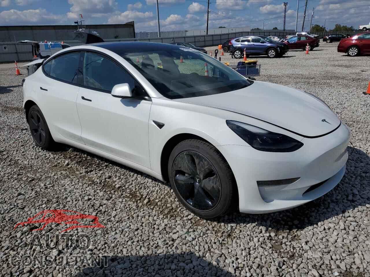 TESLA MODEL 3 2023 - 5YJ3E1EA3PF606782