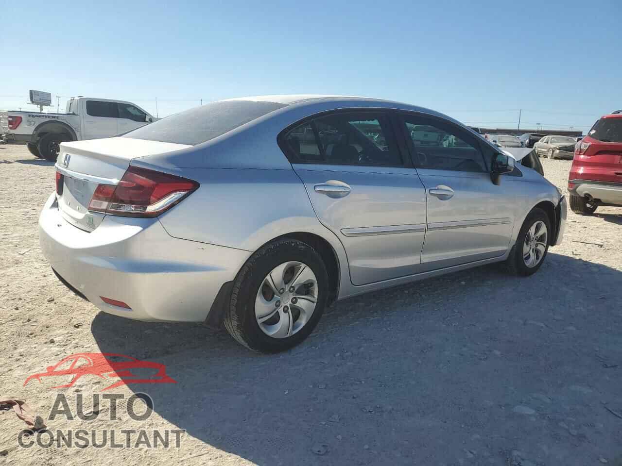 HONDA CIVIC 2013 - 2HGFB2F55DH562143