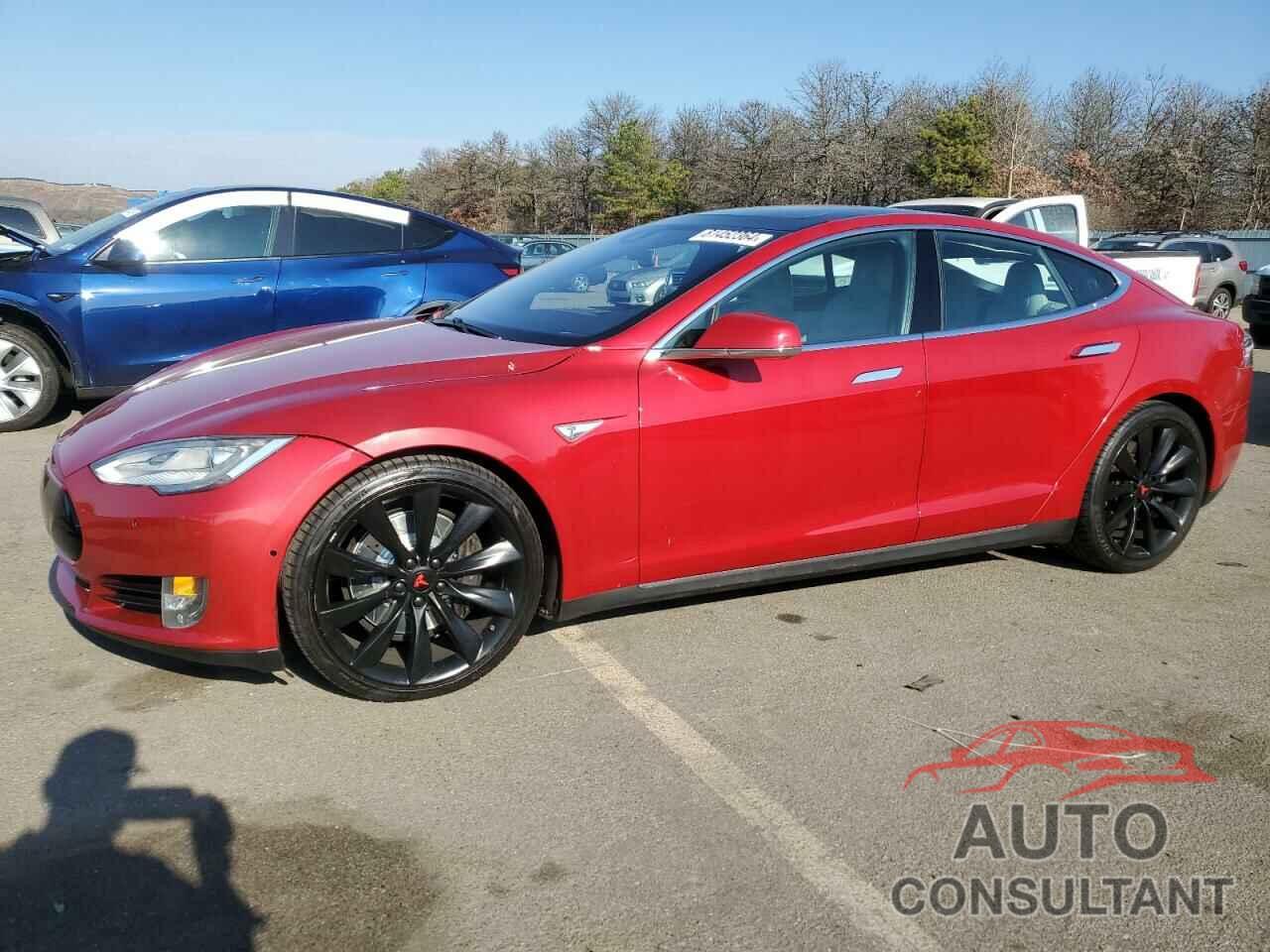 TESLA MODEL S 2015 - 5YJSA1E29FF118418