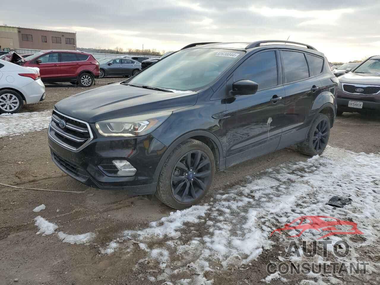 FORD ESCAPE 2017 - 1FMCU0GD8HUF07660