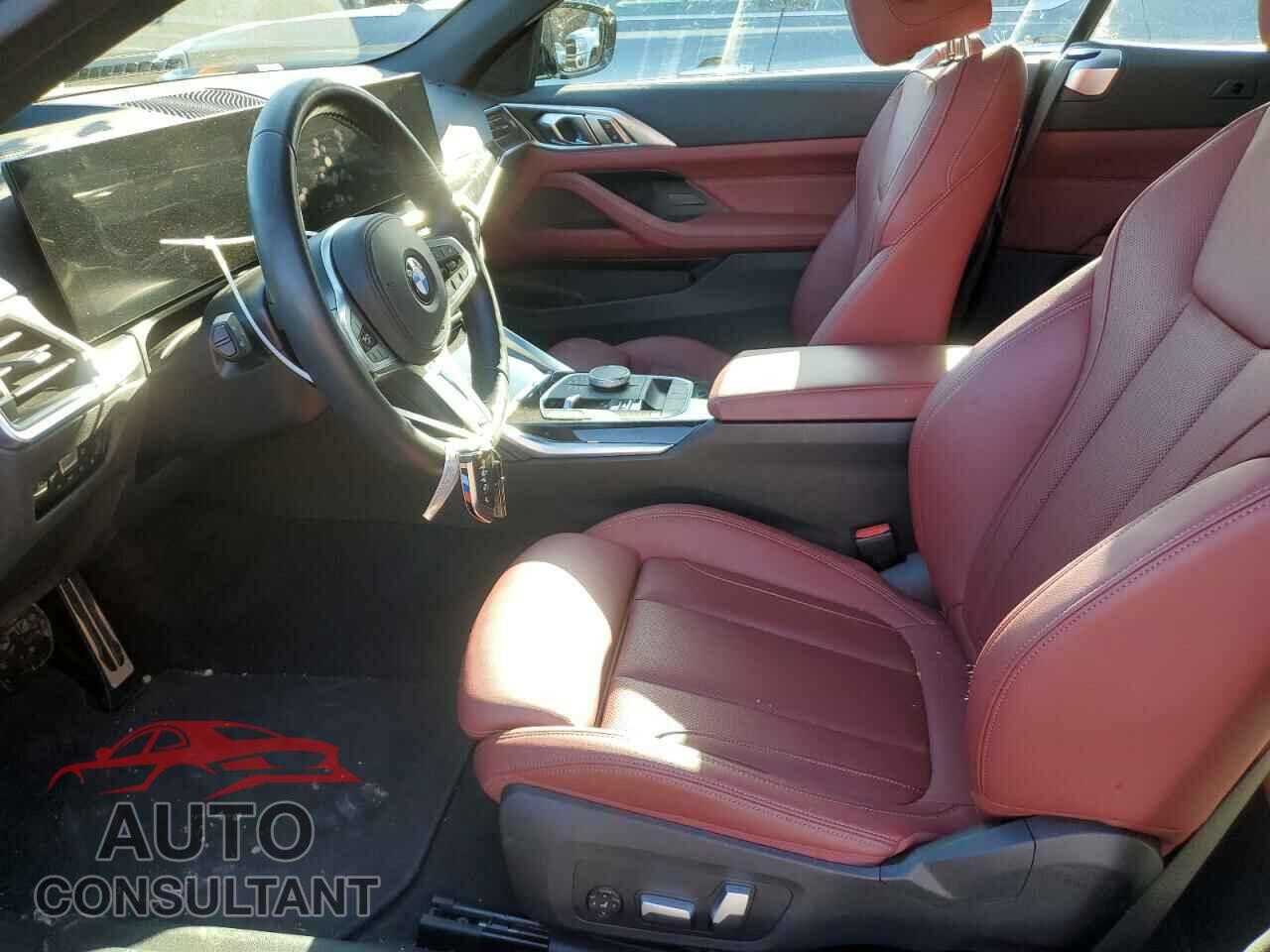 BMW 4 SERIES 2024 - WBA43AT01RCP28302