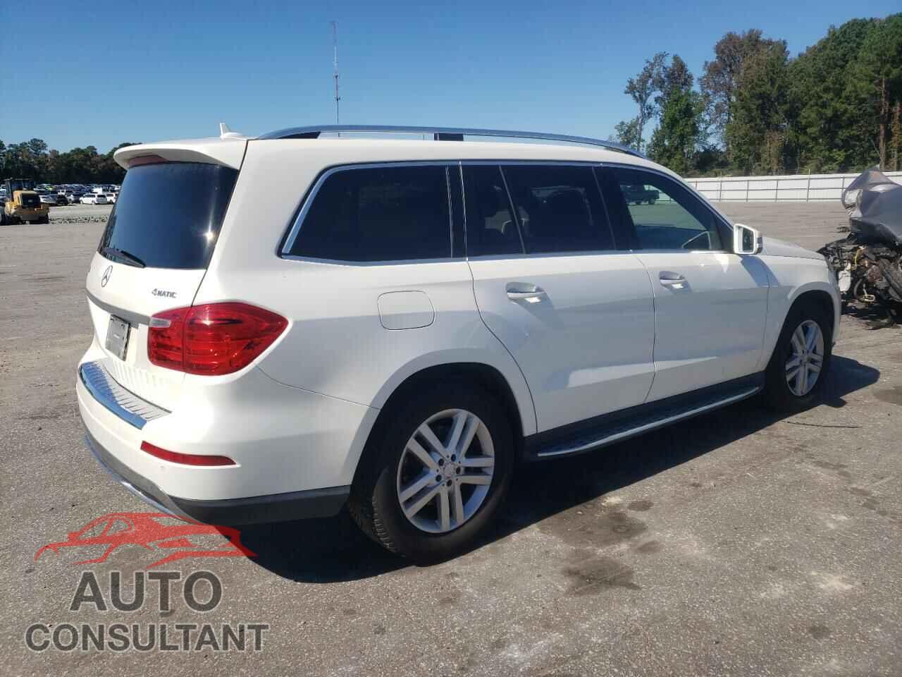 MERCEDES-BENZ GL-CLASS 2015 - 4JGDF6EE1FA499932