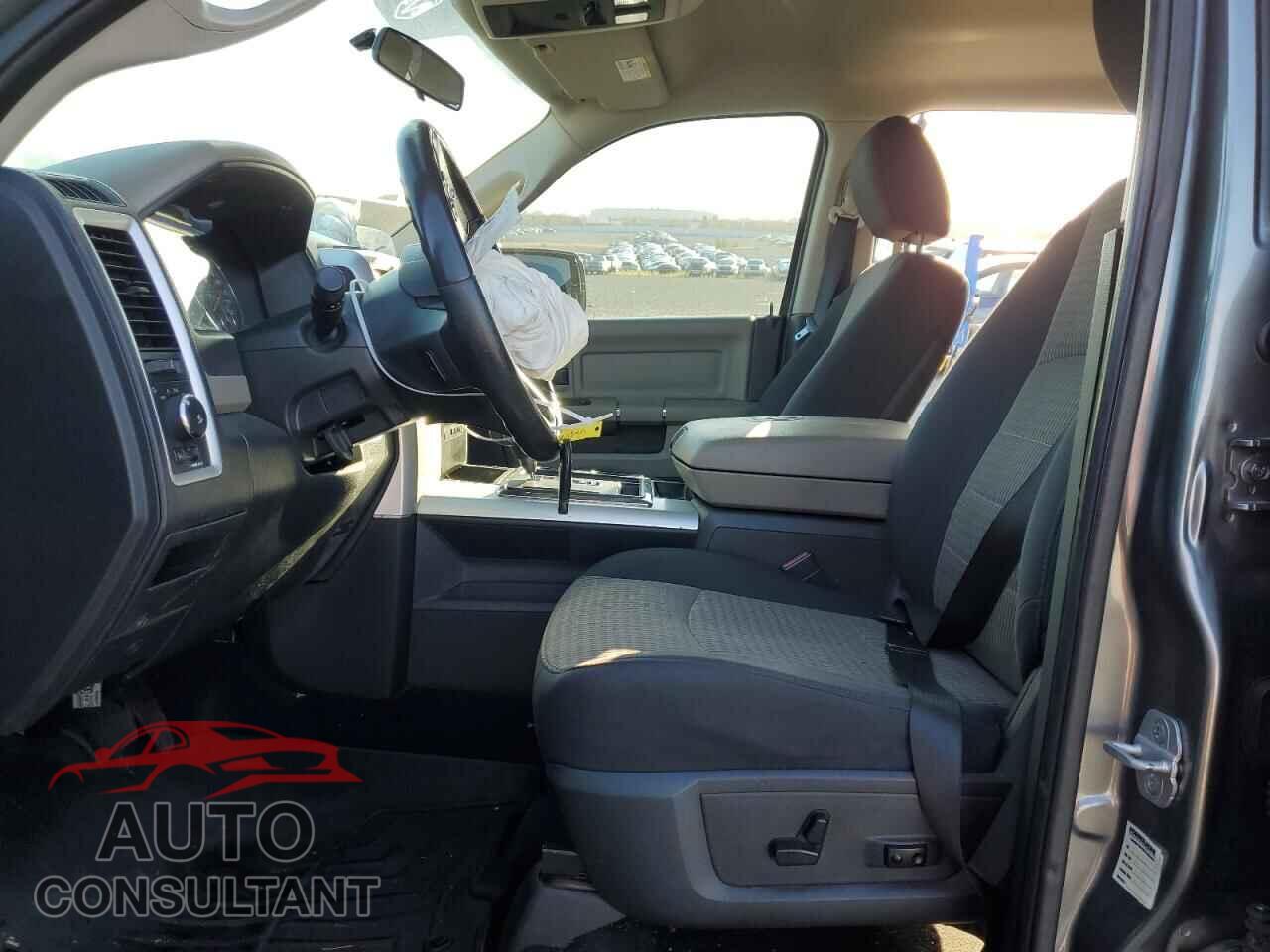 DODGE RAM 1500 2012 - 1C6RD7LT9CS221252