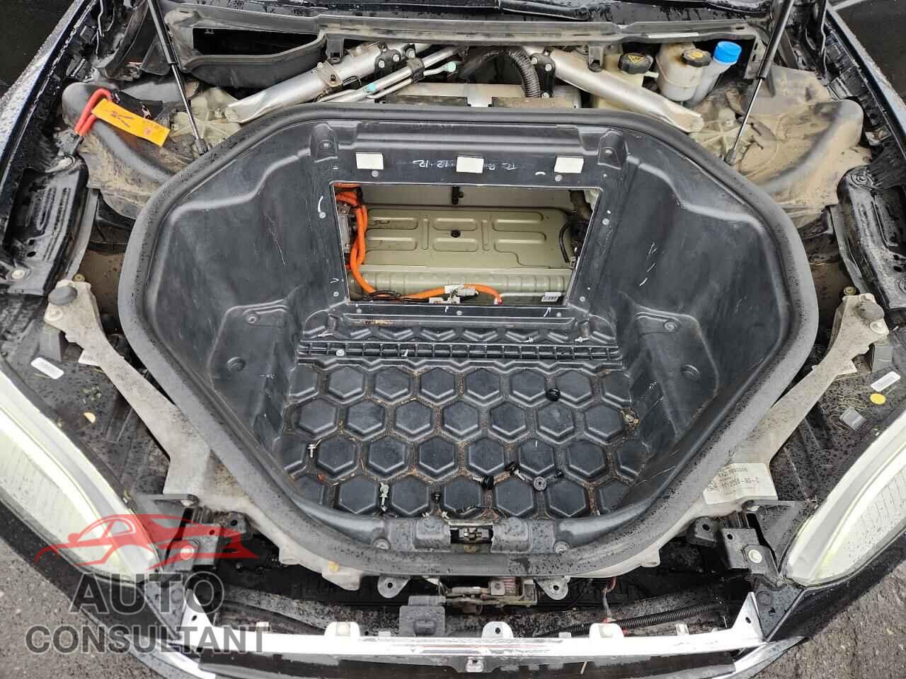 TESLA MODEL S 2012 - 5YJSA1CP4CFP01957