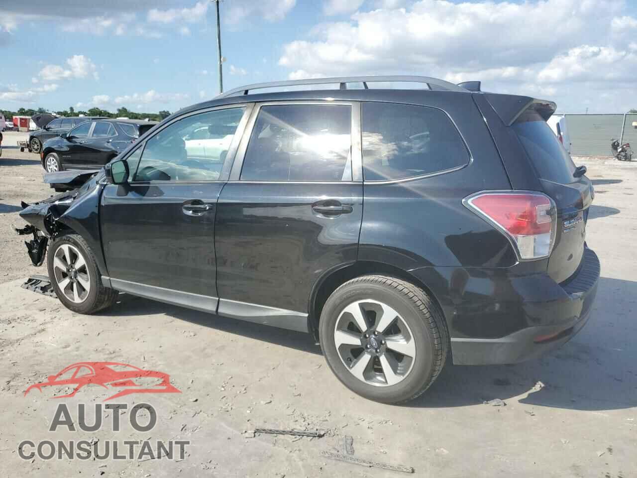 SUBARU FORESTER 2017 - JF2SJAEC1HH483897