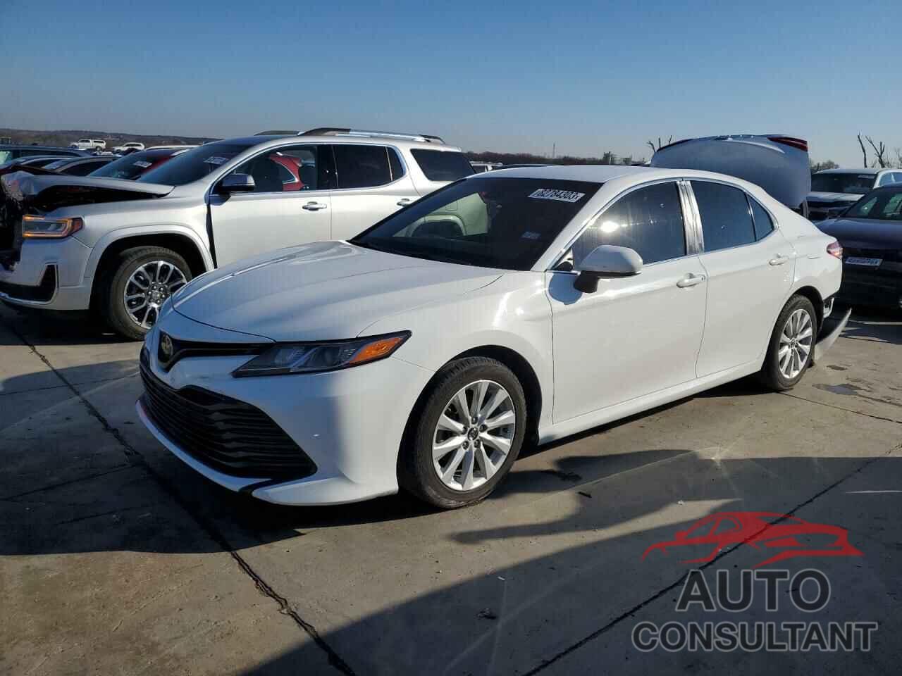 TOYOTA CAMRY 2018 - 4T1B11HKXJU111257