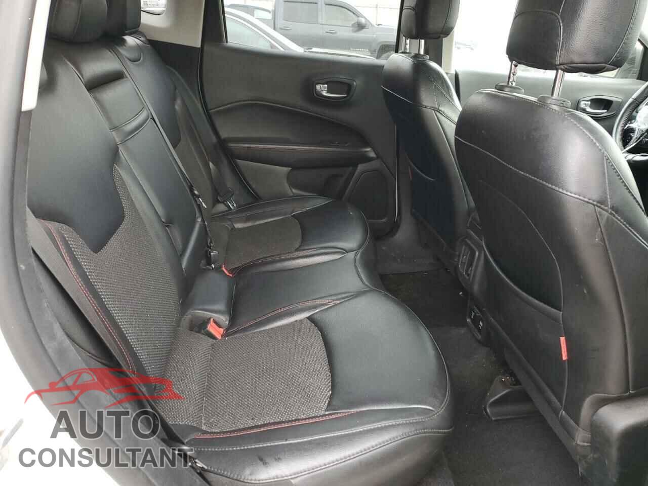 JEEP COMPASS 2019 - 3C4NJDDB5KT671773