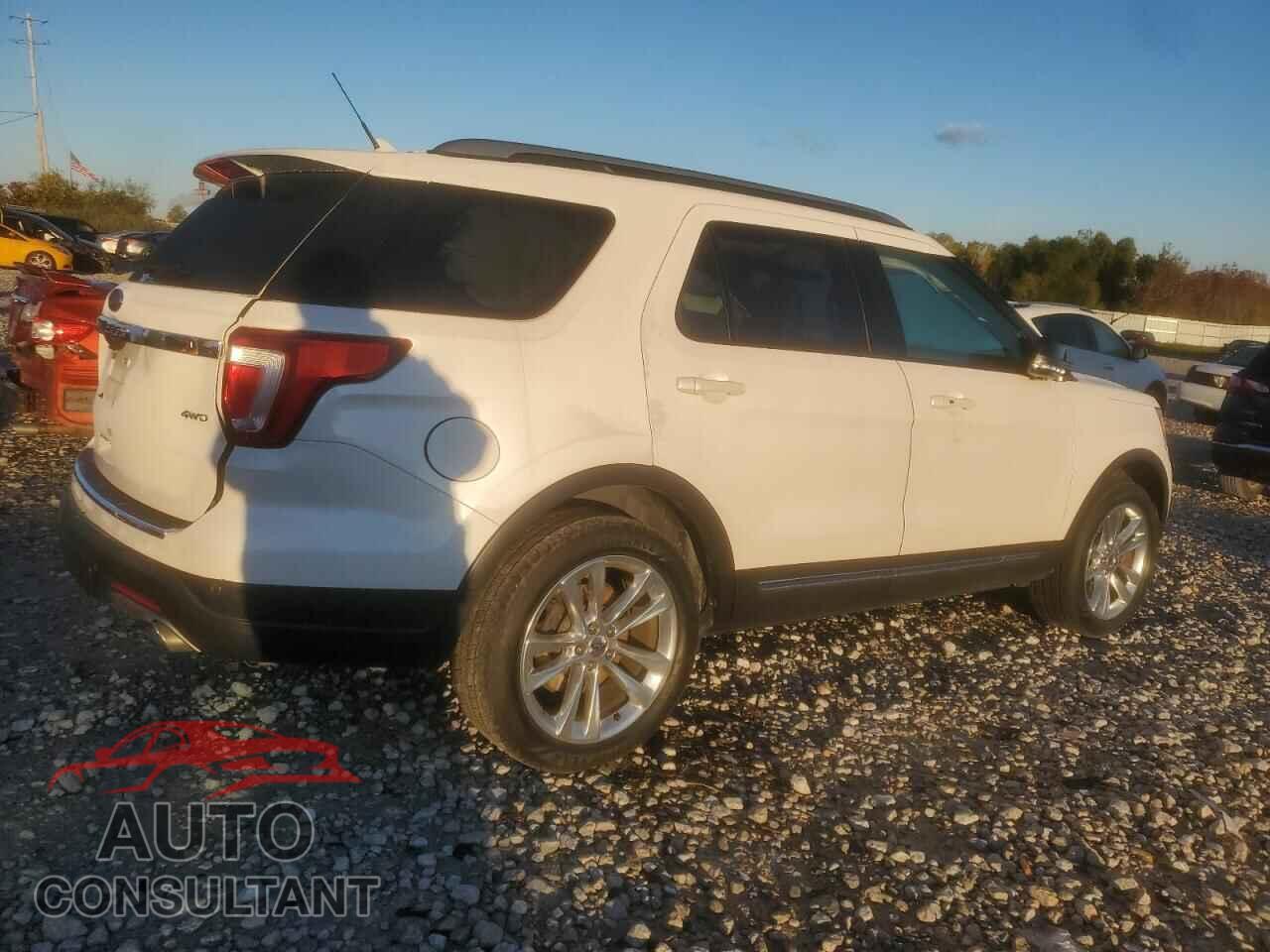 FORD EXPLORER 2018 - 1FM5K8D82JGC53551