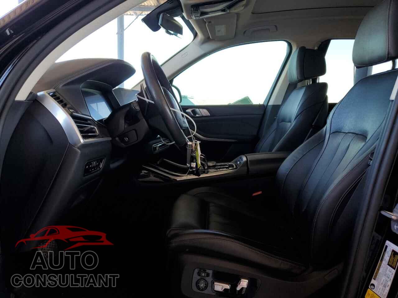 BMW X7 2021 - 5UXCW2C03M9D98732