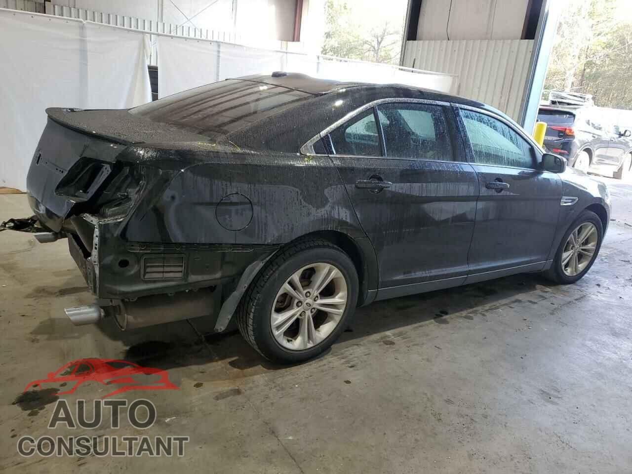 FORD TAURUS 2015 - 1FAHP2E85FG181191