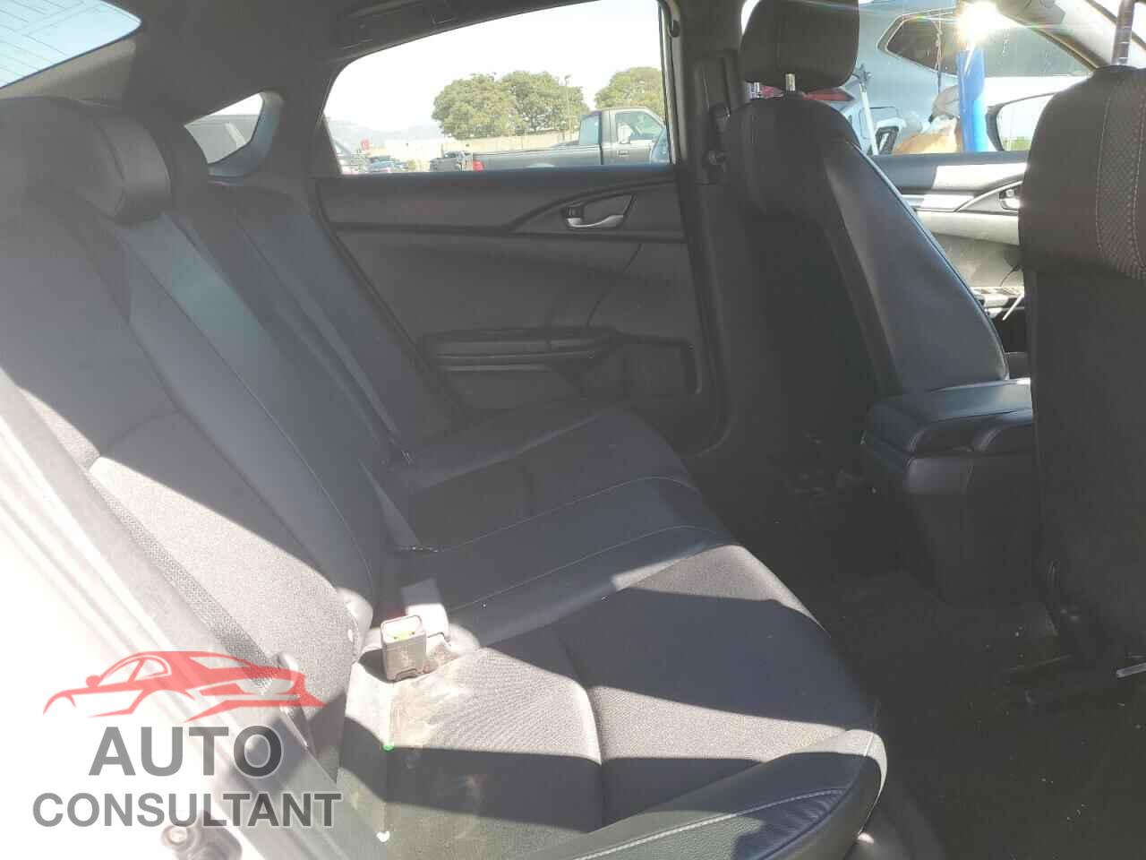HONDA CIVIC 2019 - 2HGFC2F87KH544134