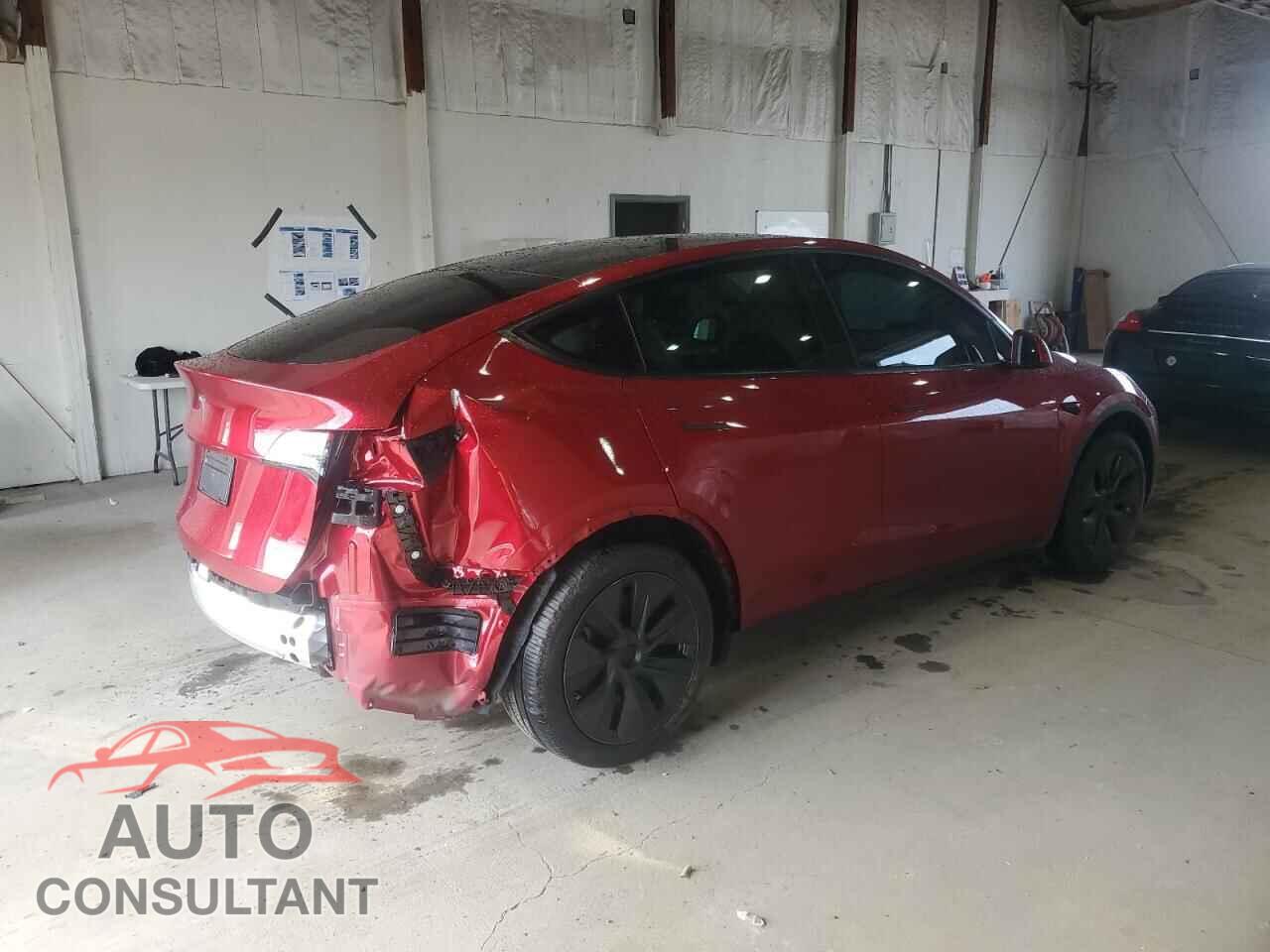 TESLA MODEL Y 2025 - 7SAYGDED5SA377316