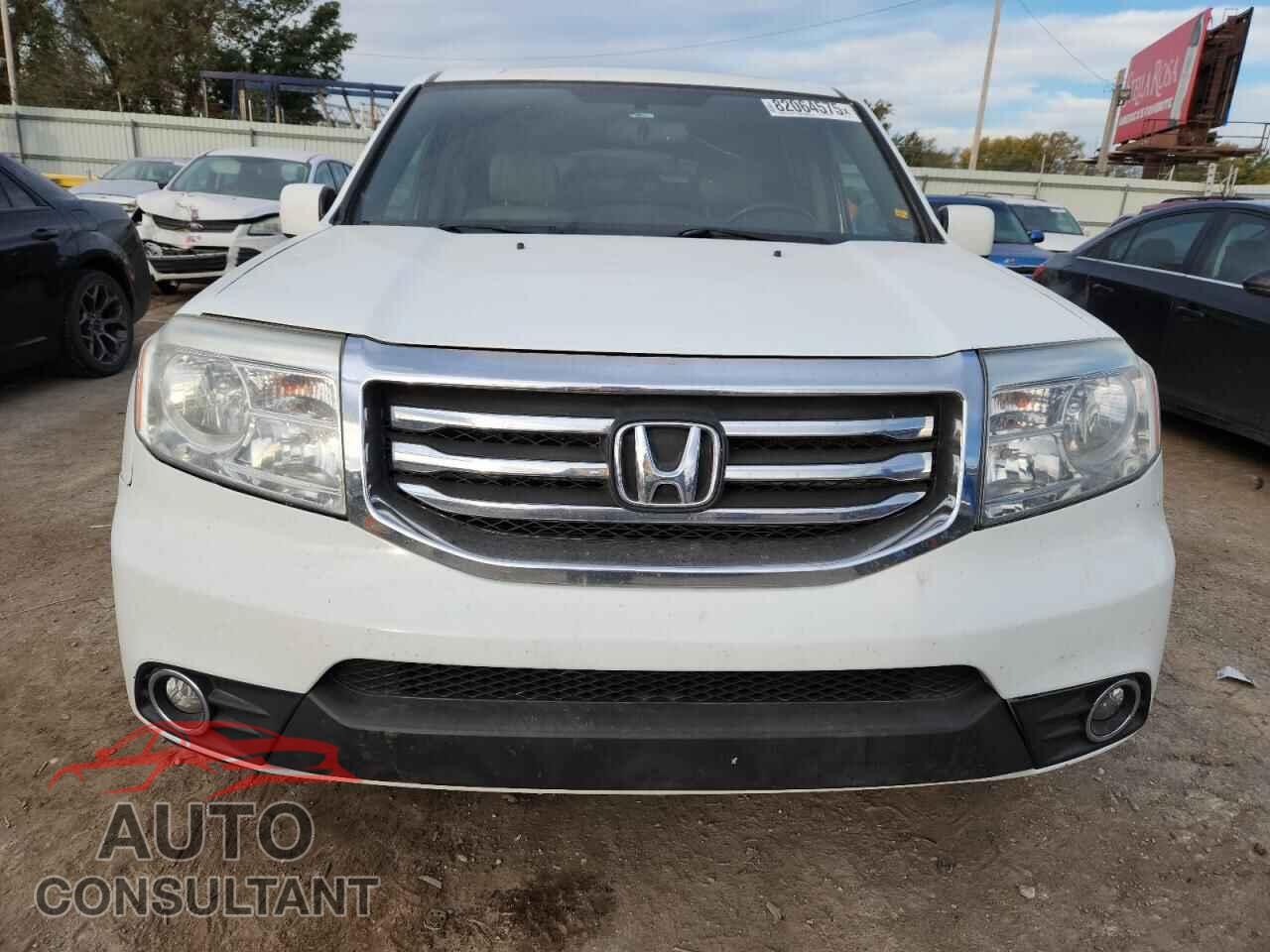 HONDA PILOT 2014 - 5FNYF4H57EB014432