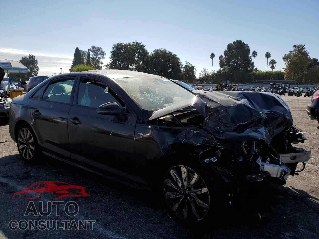 AUDI A4 2018 - WAUKMAF46JA216280