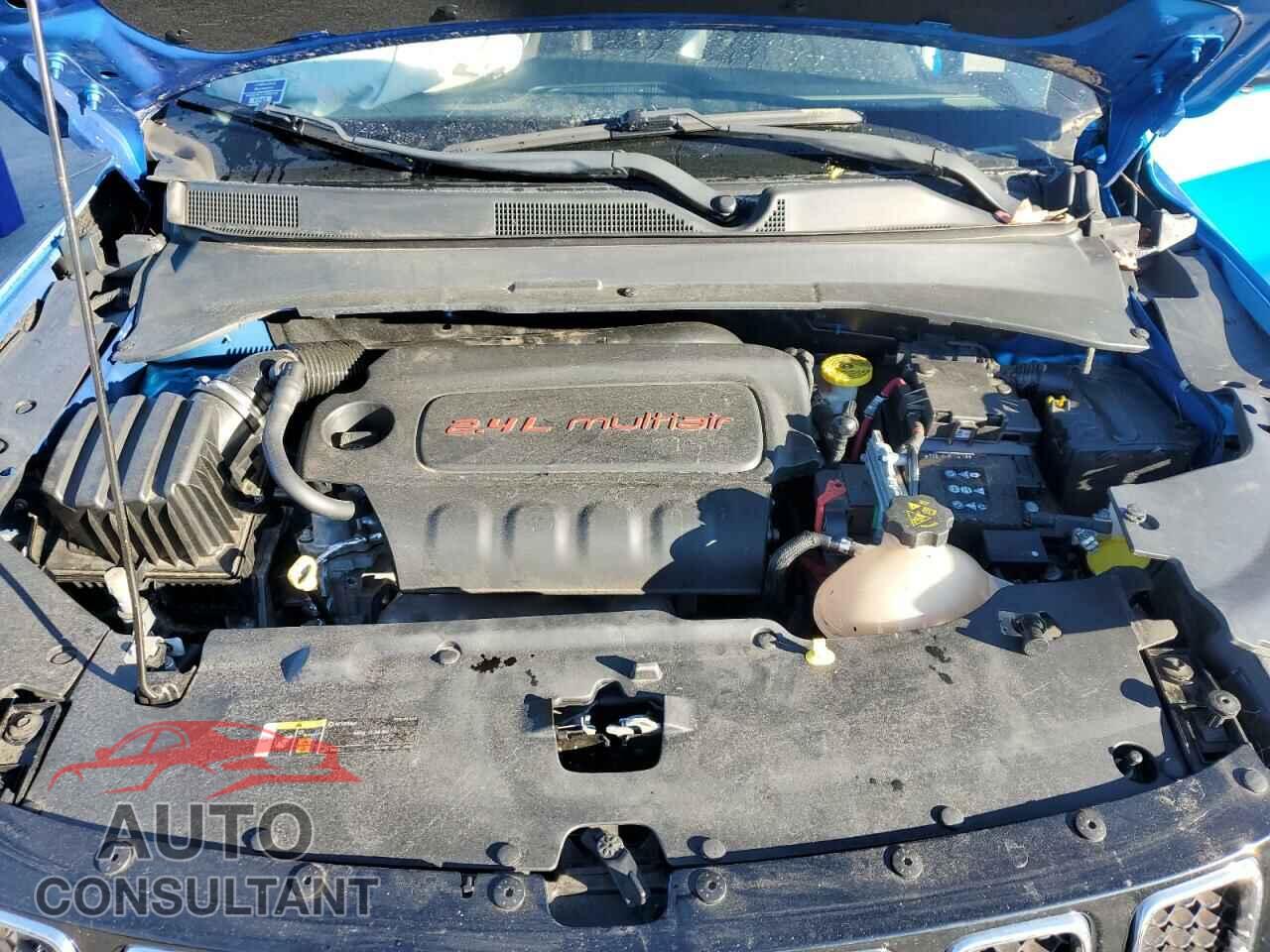 JEEP COMPASS 2018 - 3C4NJDBB4JT168012
