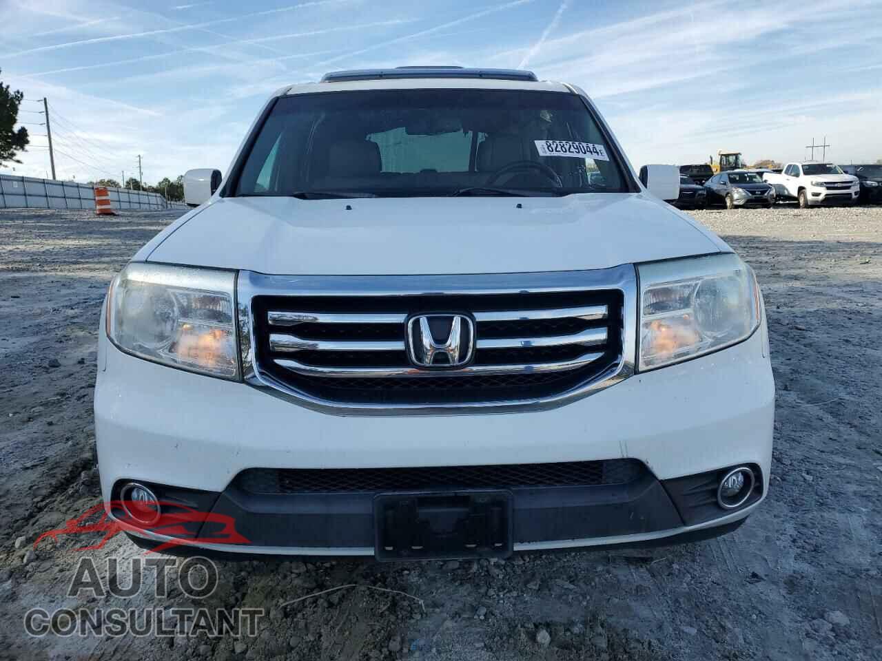 HONDA PILOT 2012 - 5FNYF3H77CB005173