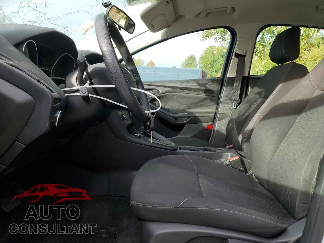 FORD FOCUS 2016 - 1FADP3E25GL301788