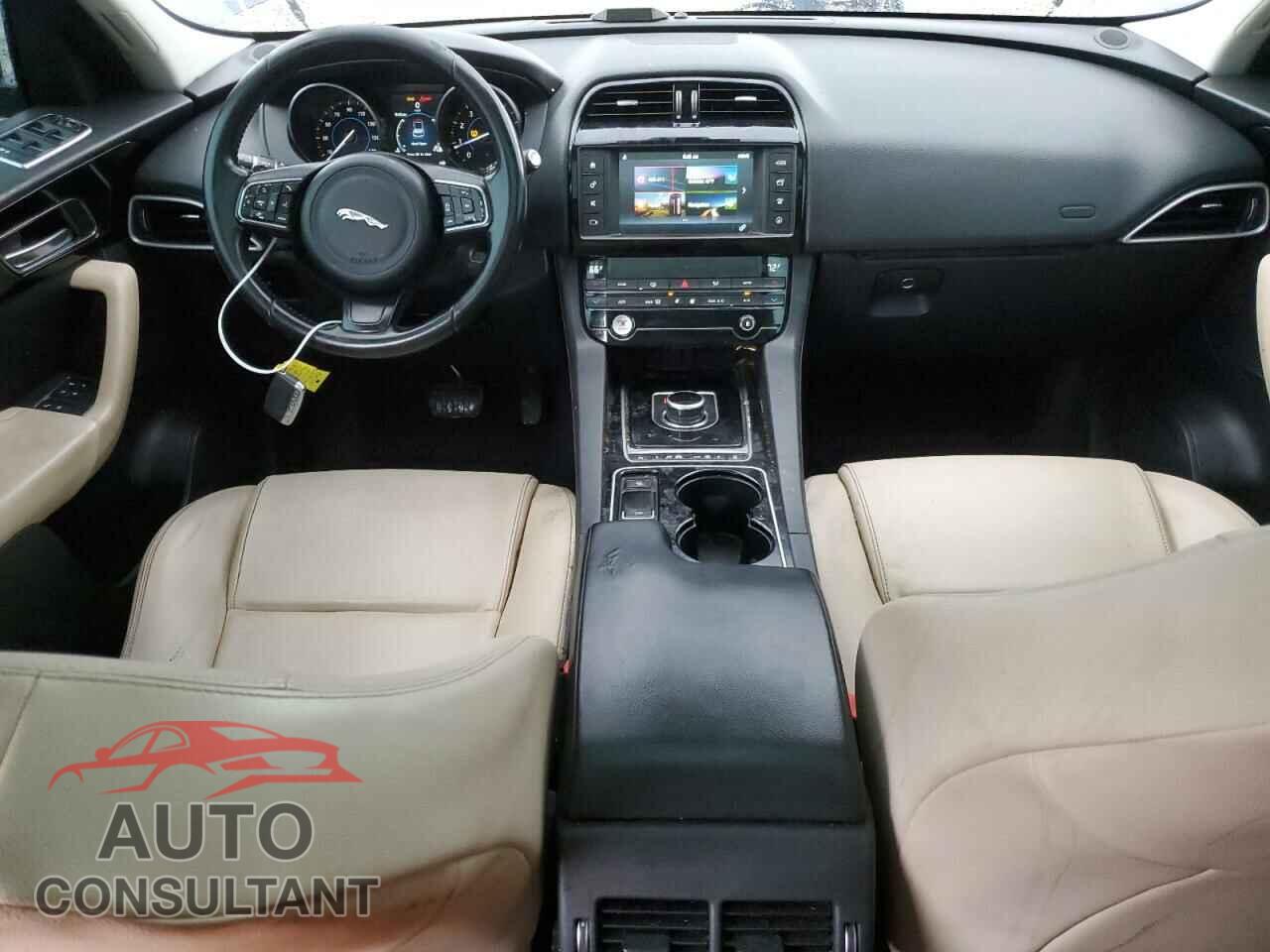 JAGUAR F-PACE 2017 - SADCJ2BV4HA495232