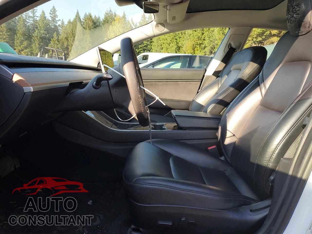 TESLA MODEL 3 2018 - 5YJ3E1EB8JF134353