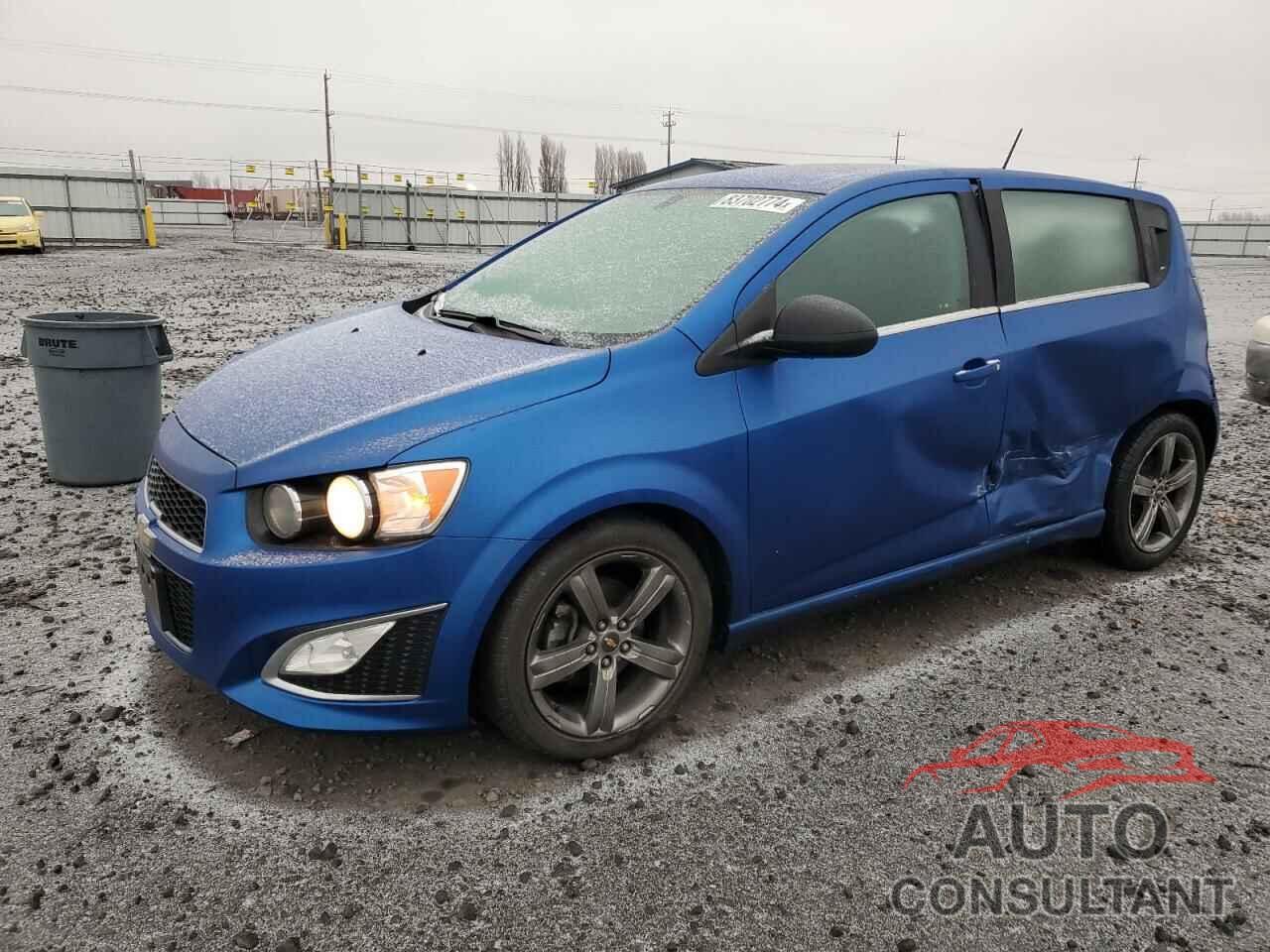 CHEVROLET SONIC 2016 - 1G1JG6SB0G4181582